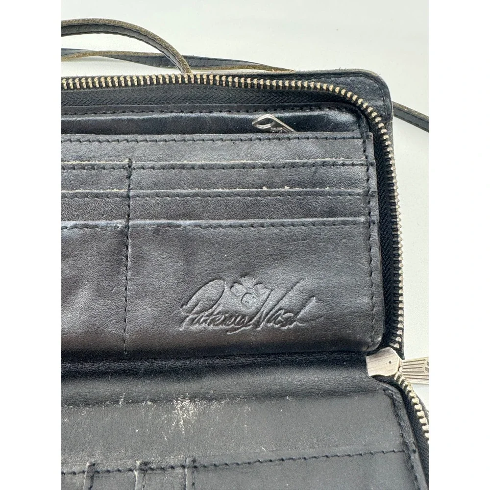 Patricia Nash Vintage Distressed Leather Crossbody Wallet Black Organizer
